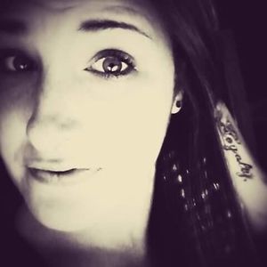 Meet your Posher, Kasey